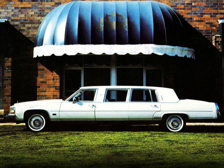 Cadillac Fleetwood Grand Flagship Limousine by Moloney '1984